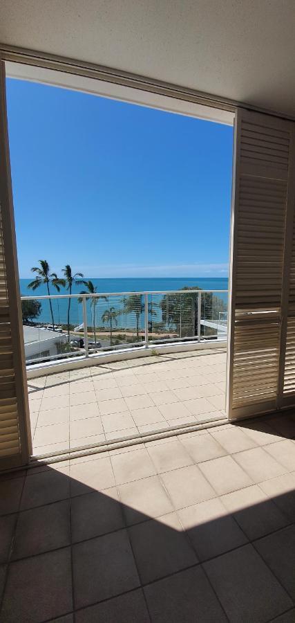 Pier Resort Urangan Exteriér fotografie