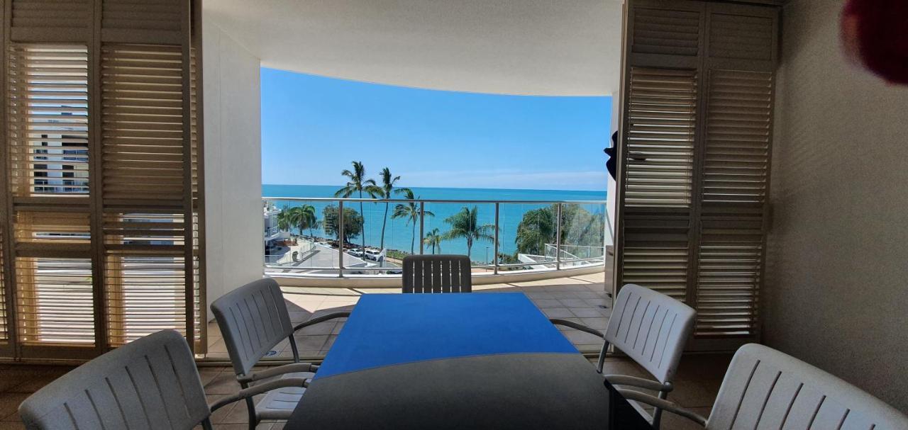 Pier Resort Urangan Exteriér fotografie