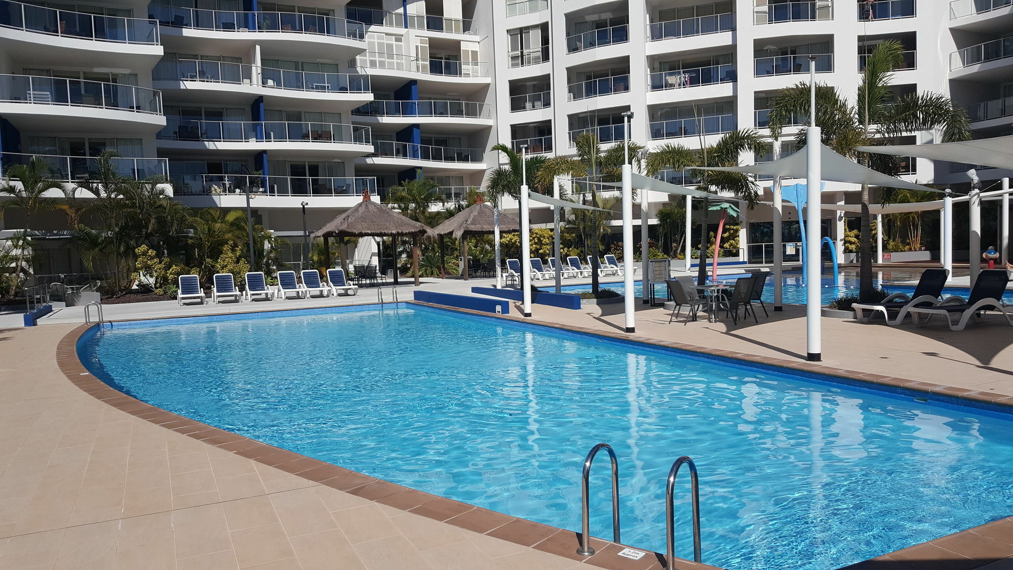 Pier Resort Urangan Exteriér fotografie