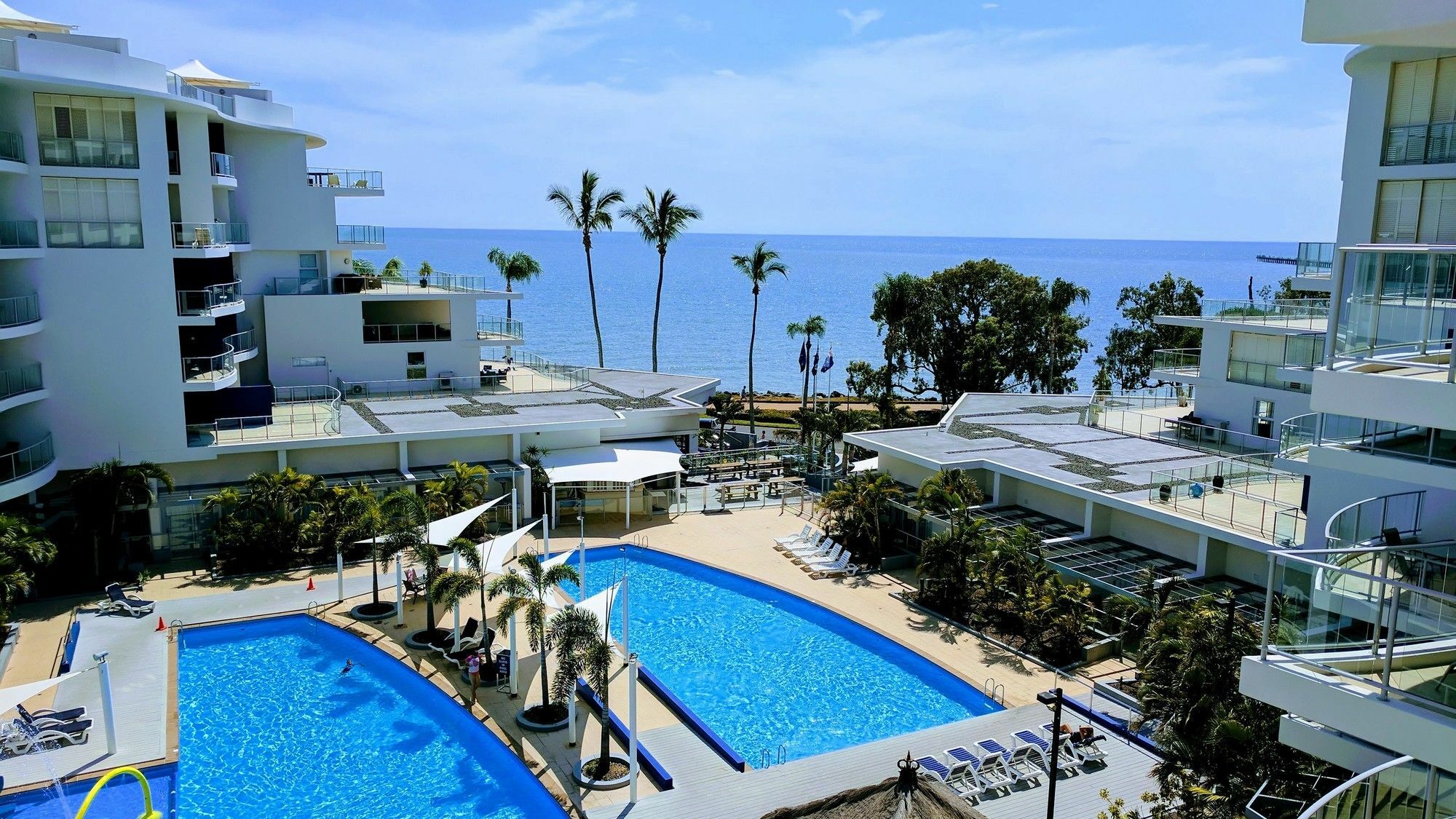 Pier Resort Urangan Exteriér fotografie