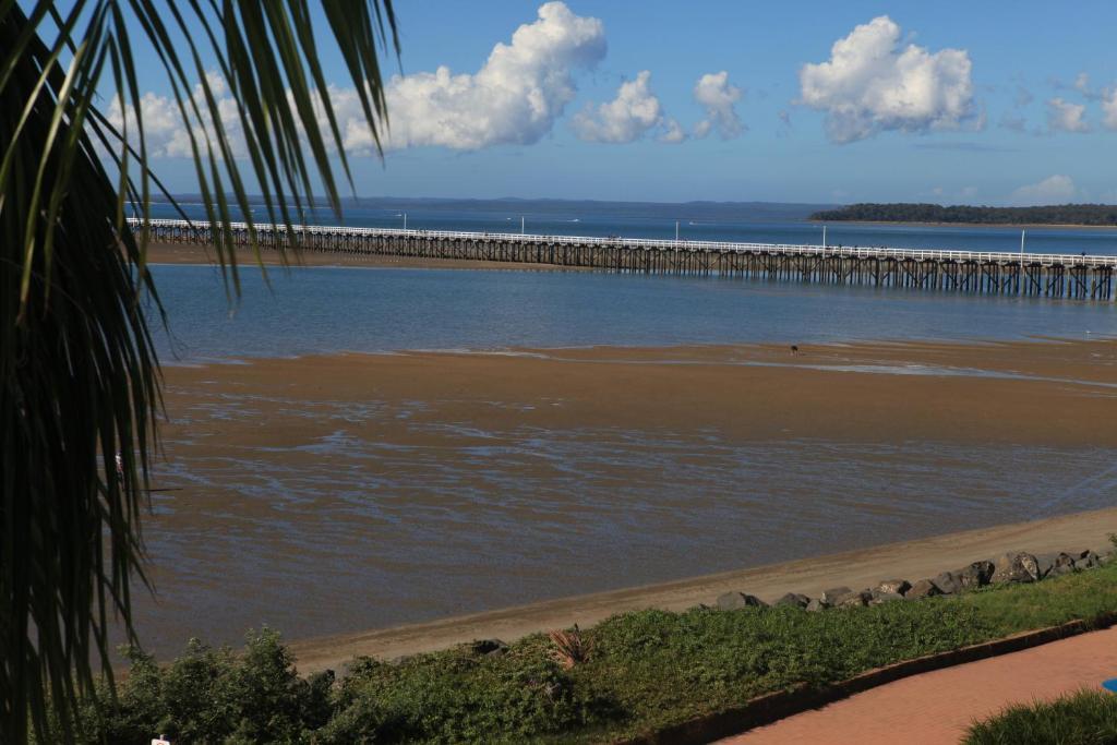 Pier Resort Urangan Pokoj fotografie